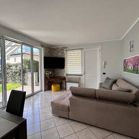 Apartment Di Italia Tremezzina-ossuccio Casa Ulivo